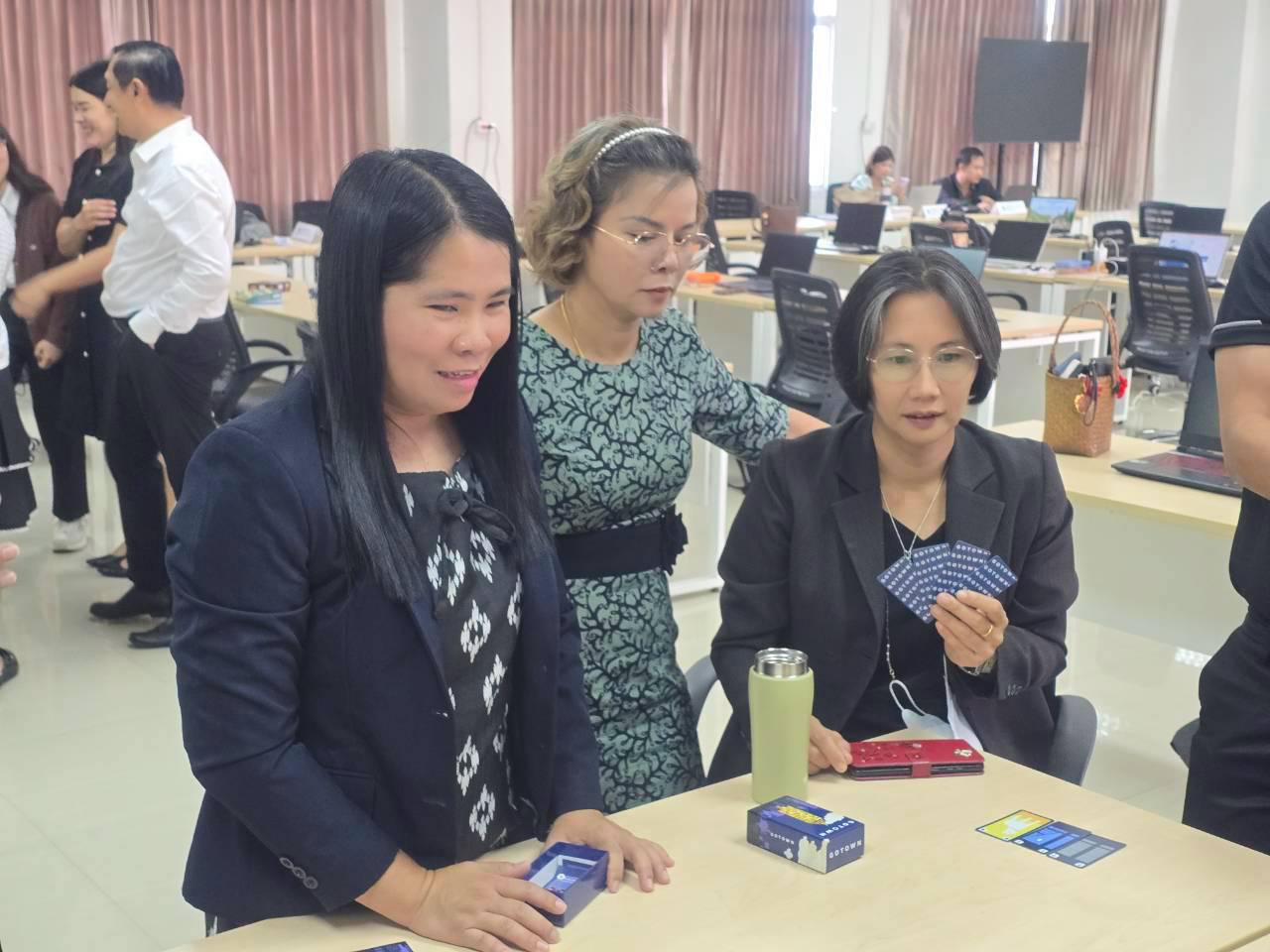 39. โครงการการผลิตสื่อการสอนด้วยนวัตกรรม AI ของครูเพื่อส่งเสริมความคิดสร้างสรรค์สำหรับผู้เรียนในยุคดิจิทัลตามบริบทของโรงเรียน ภายใต้โครงการพัฒนาคุณภาพการศึกษาและการพัฒนาท้องถิ่นโดยมีสถาบันอุดมศึกษาเป็นพี่เลี้ยงเครือข่ายเพื่อการพัฒนาอุดมศึกษา